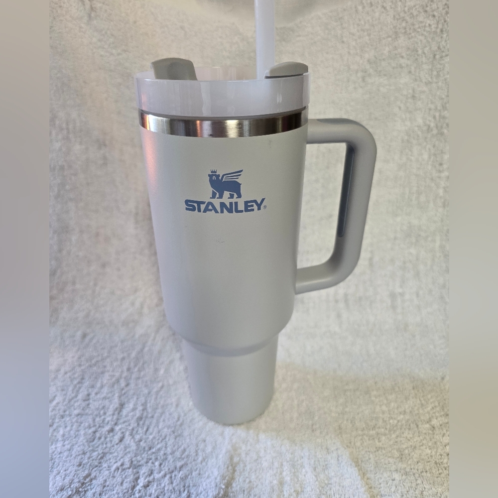 Stanley 40oz Tumbler Light Gray